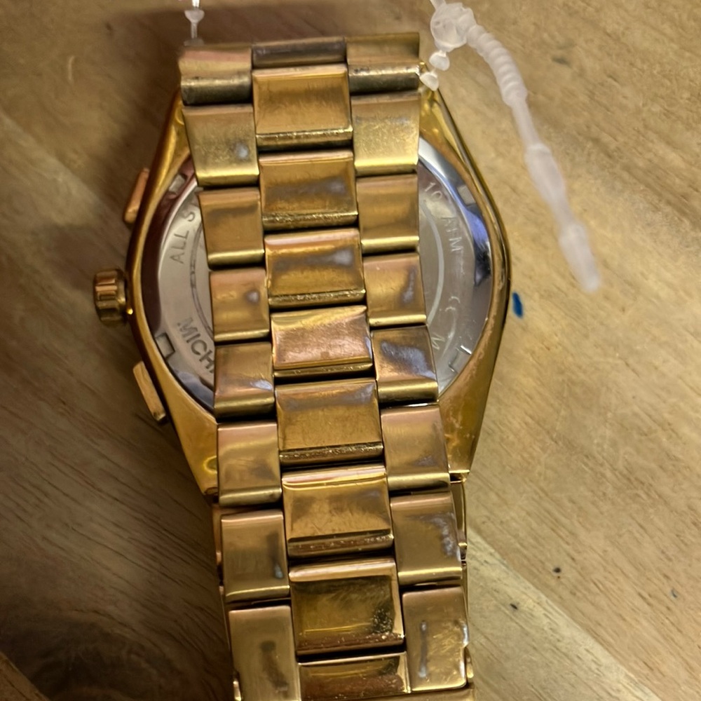 Michael Kors Gold Metal Watch - Picture 2 of 5